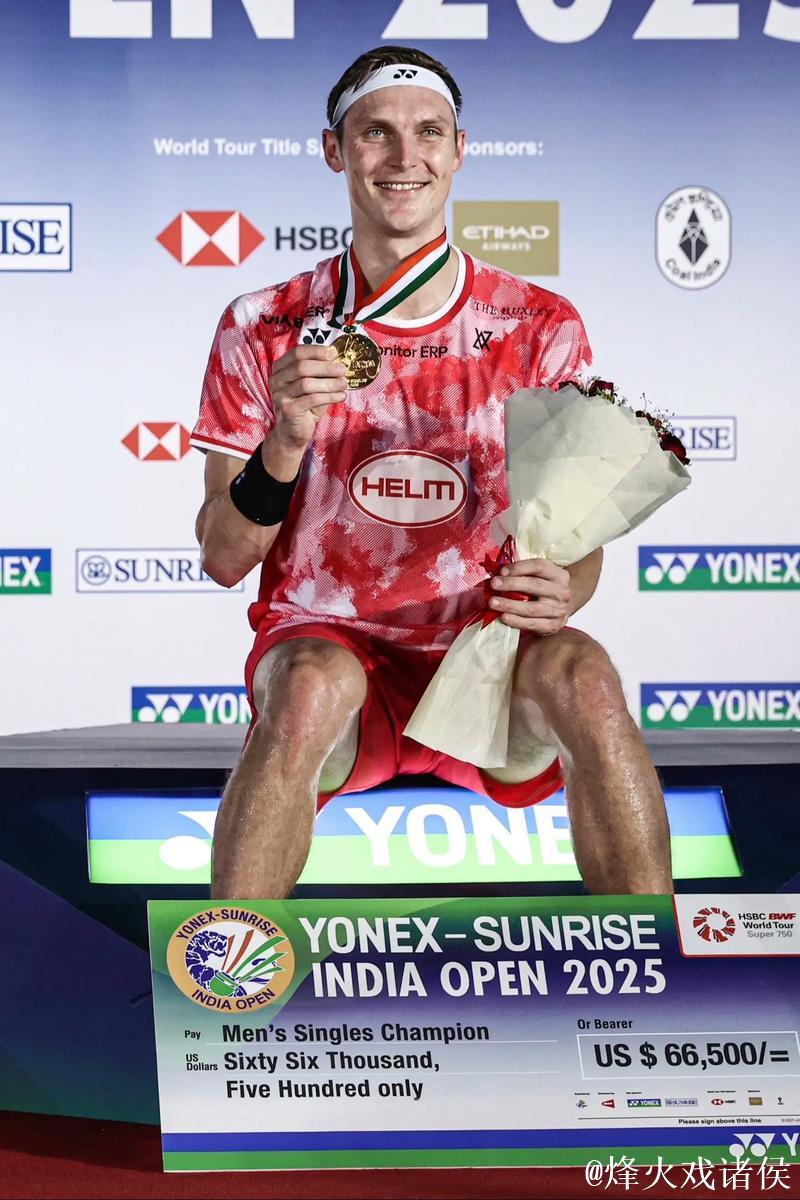 啊?羽毛球印度公开赛观众席闯入一只猴子 啊?羽毛球印度公开赛观众席闯入一只猴子